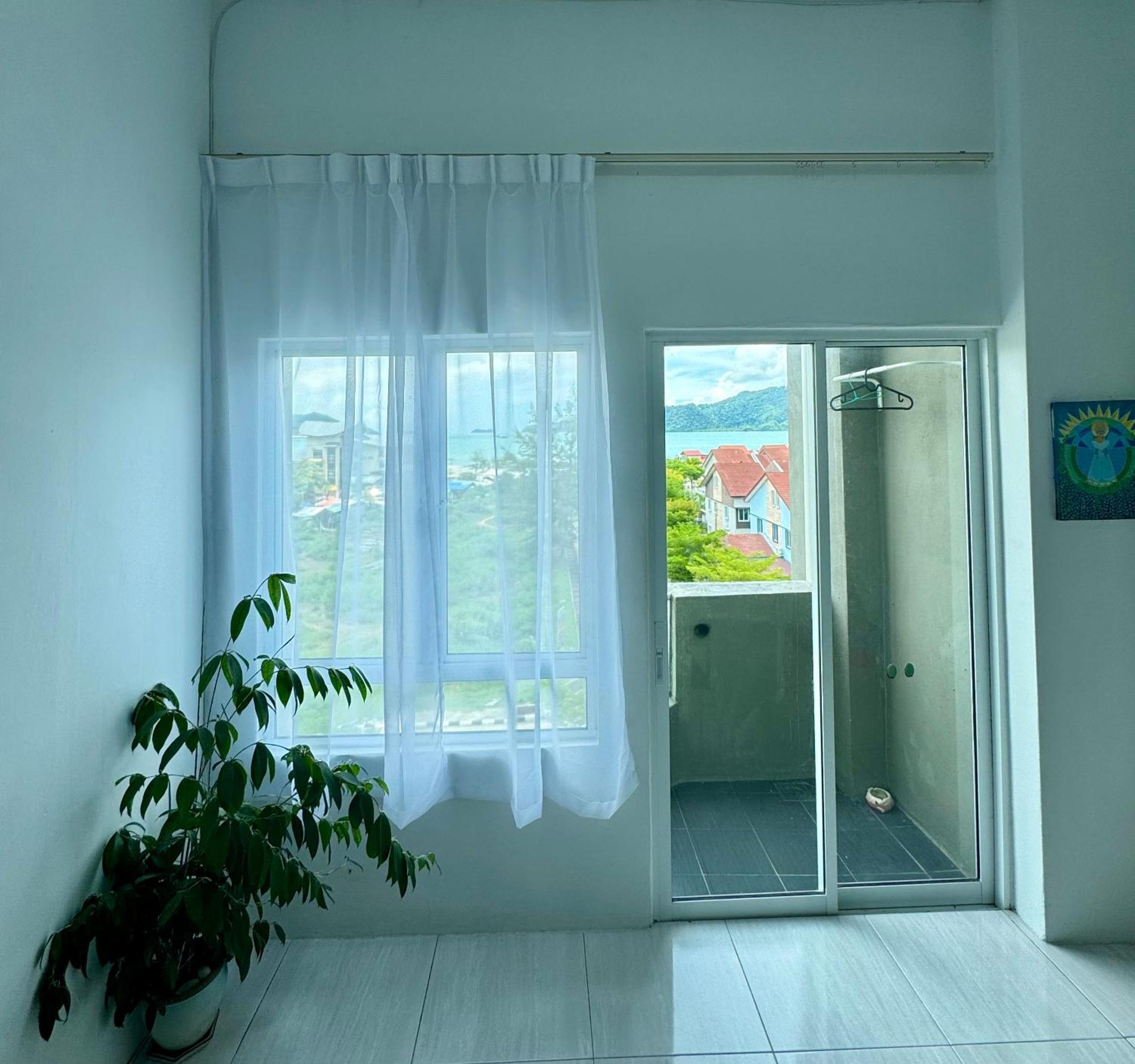 Full Moon Apartment Kuah Extérieur photo